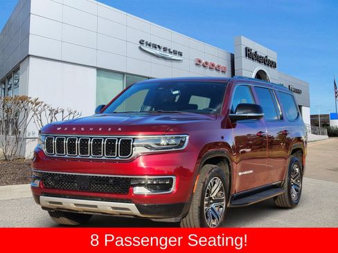 Used 2024 Jeep Wagoneer Series II w/ Flexible Seating Group AWD/4WD image 2