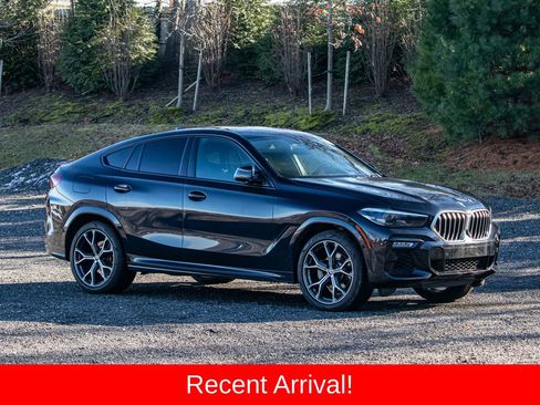 Used 2021 BMW X6 sDrive40i image 11