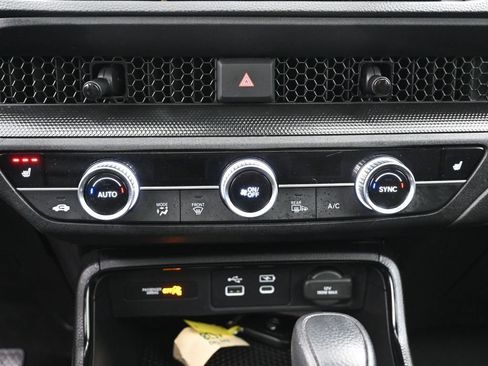 Certified 2024 Honda CR-V EX image 16