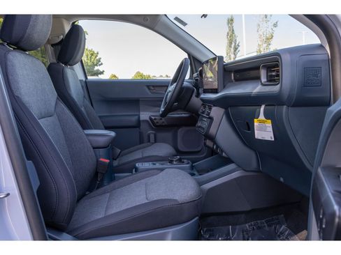 New 2025 Ford Maverick XLT w/ XLT Luxury Package AWD/4WD image 11