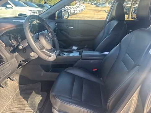 Certified 2022 Nissan Rogue SL w/ SL Premium Package image 10