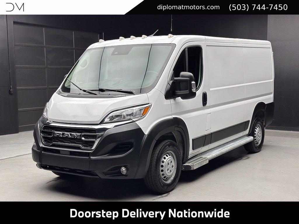 Used 2025 RAM ProMaster 2500 w/ U-Haul Equipment Group FWD image 1