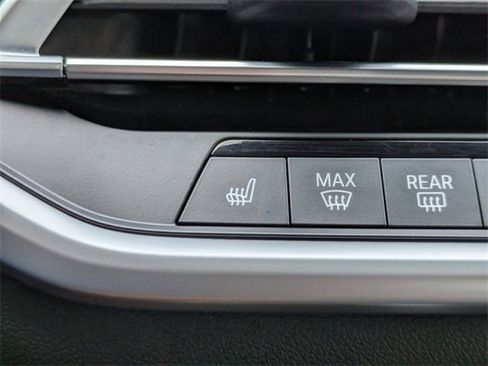 Used 2022 BMW X5 xDrive45e image 27