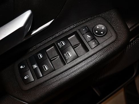 Used 2023 RAM 1500 Lone Star image 11