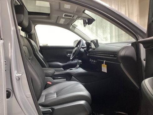New 2026 Honda HR-V EX-L image 13