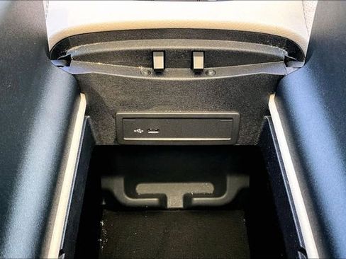 Certified 2023 Mercedes-Benz GLS 450 4MATIC image 19