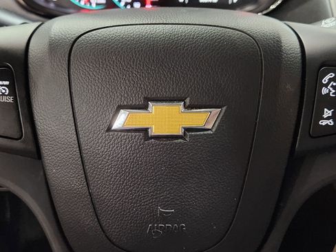 Used 2022 Chevrolet Trax LS w/ Tint and Cruise Package image 47