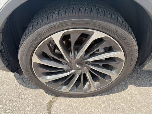 Used 2025 Lincoln Aviator Reserve w/ Equipment Group 201A AWD/4WD image 10
