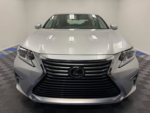 Used 2018 Lexus ES 350 w/ Premier Package FWD image 2