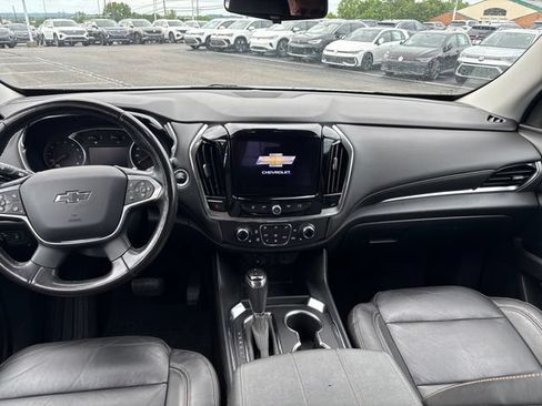 Used 2020 Chevrolet Traverse RS w/ LPO, Floor Liner Package FWD image 12