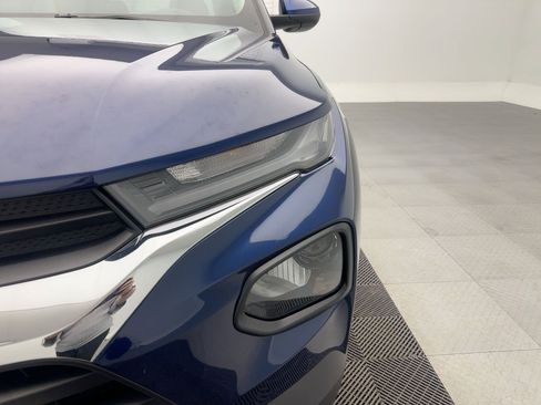 Used 2023 Chevrolet TrailBlazer LT w/ Convenience Package image 11