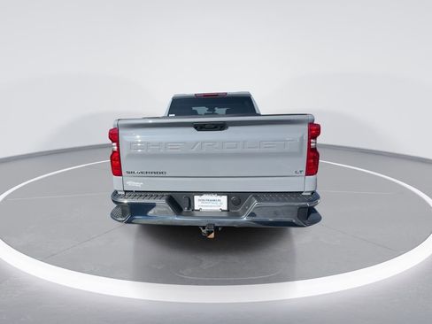 Used 2024 Chevrolet Silverado 1500 LT AWD/4WD image 7
