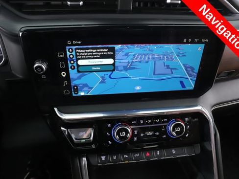 Used 2025 GMC Sierra 2500 Denali Ultimate AWD/4WD image 5