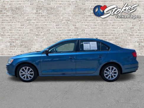 Used 2015 Volkswagen Jetta SE FWD image 7