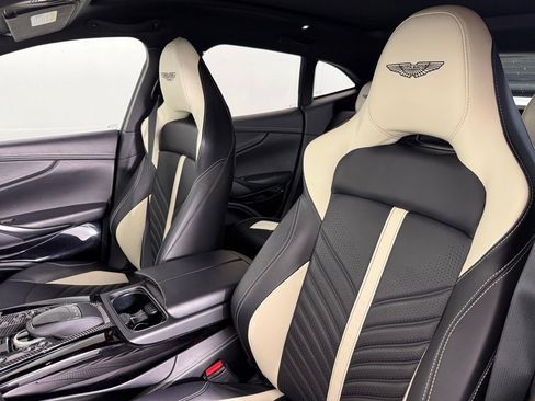 Used 2023 Aston Martin DBX 707 AWD/4WD image 5