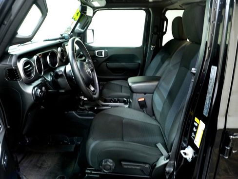 Used 2023 Jeep Wrangler Willys image 11