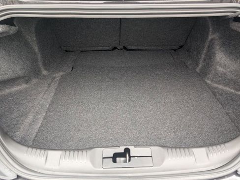 Used 2022 Ford Mustang GT Premium image 17