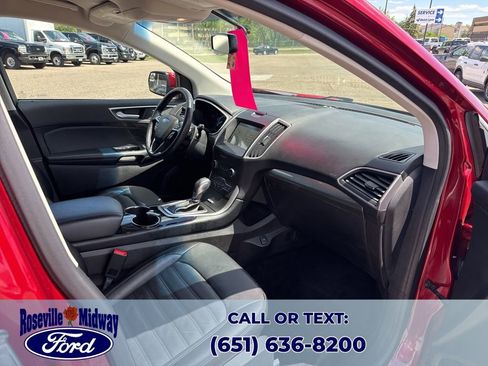 Used 2018 Ford Edge SEL w/ Equipment Group 201A AWD/4WD image 37