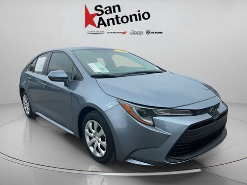 Used 2024 Toyota Corolla LE FWD image 1