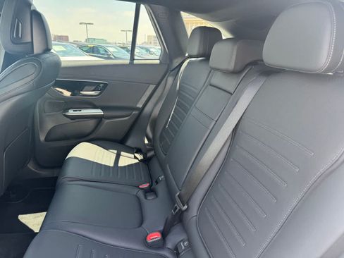 Certified 2026 Mercedes-Benz GLC 300 image 6
