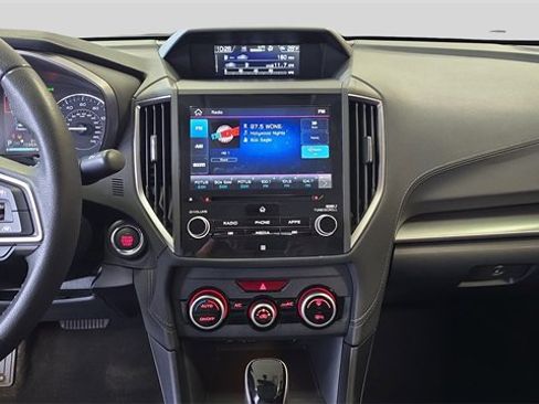 Used 2020 Subaru Impreza 2.0i Limited image 18