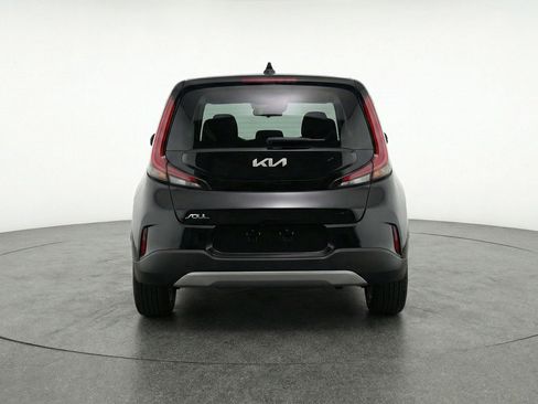 Used 2025 Kia Soul LX w/ LX Technology Package image 7
