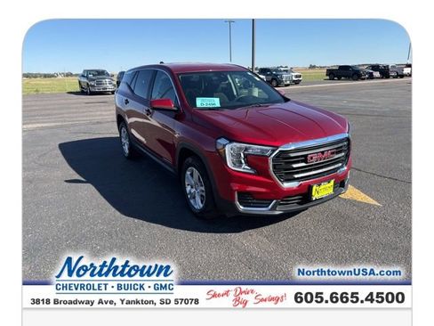 Certified 2024 GMC Terrain SLE image 3