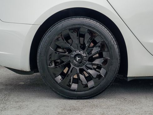 Used 2023 Tesla Model 3 Standard Range RWD image 14