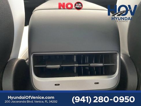 Used 2022 Tesla Model Y Performance AWD/4WD image 40