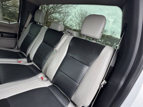 Used 2017 Ford F150 XLT w/ Trailer Tow Package image 23