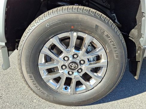 New 2025 Toyota Tacoma Limited image 18