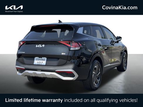 Used 2025 Kia Sportage LX FWD image 8