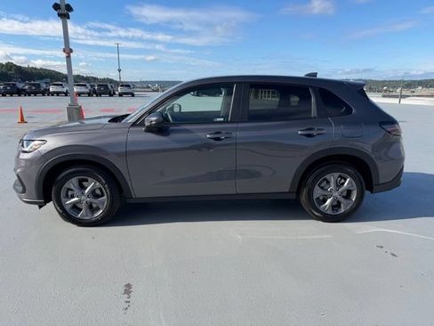 Certified 2026 Honda HR-V LX image 10