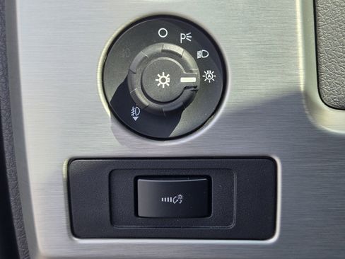 Used 2011 Ford F150 Platinum image 20