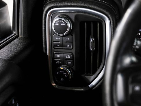 Used 2022 GMC Sierra 2500 SLE w/ SLE Convenience Package image 31