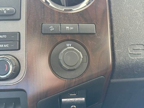 Used 2011 Ford F350 Lariat w/ Lariat Interior Pkg image 25