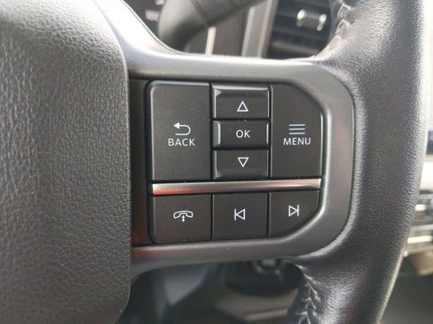 Certified 2022 Ford F150 XLT w/ Equipment Group 302A High image 40