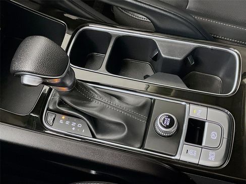 Used 2024 Kia Telluride LX image 21