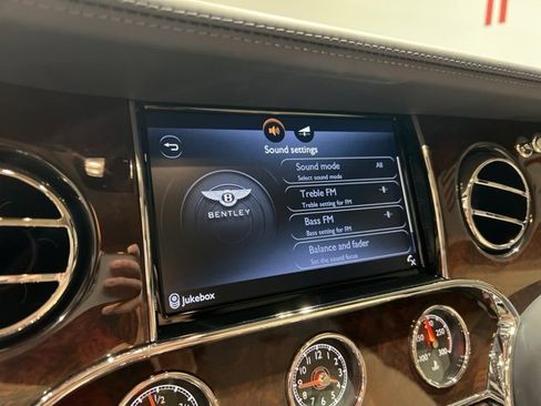 Used 2019 Bentley Mulsanne image 40