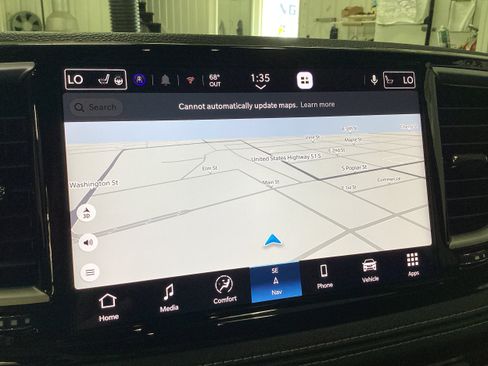New 2027 Chrysler Pacifica Select AWD/4WD image 31