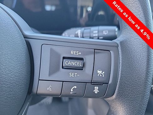 New 2025 Nissan Kicks S image 24