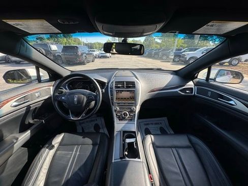Used 2017 Lincoln MKZ Select w/ Select Plus Package FWD image 18