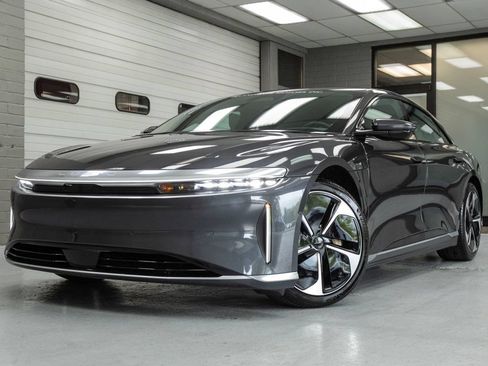 Used 2024 Lucid Air Touring AWD/4WD image 2