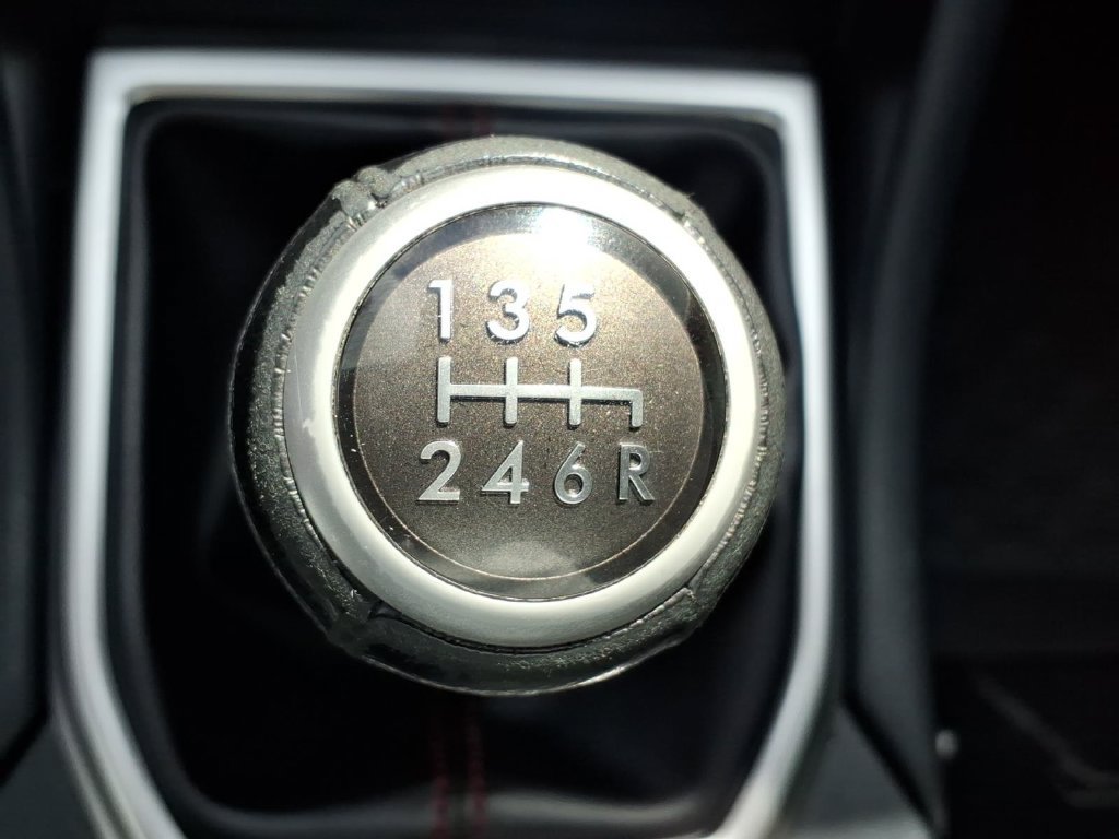 Used 2022 Subaru WRX Premium AWD/4WD image 8