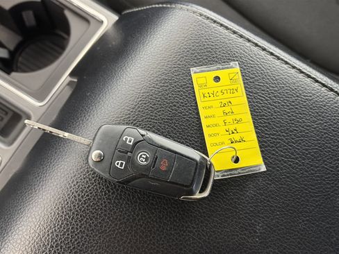 Used 2019 Ford F150 XLT w/ Equipment Group 302A Luxury image 32