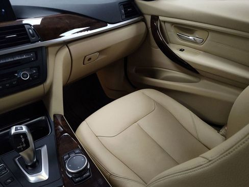 Used 2015 BMW 328i xDrive Sedan image 25