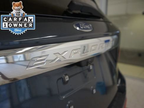 Certified 2023 Ford Explorer XLT image 13