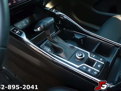 Certified 2025 Kia Sorento SX FWD image 23