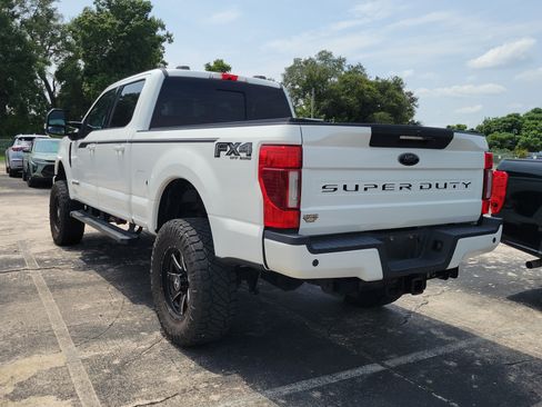 Used 2022 Ford F350 Lariat w/ Black Appearance Package AWD/4WD image 4