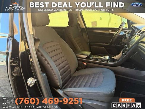 Used 2017 Ford Fusion SE w/ Fusion SE Technology Package FWD image 7
